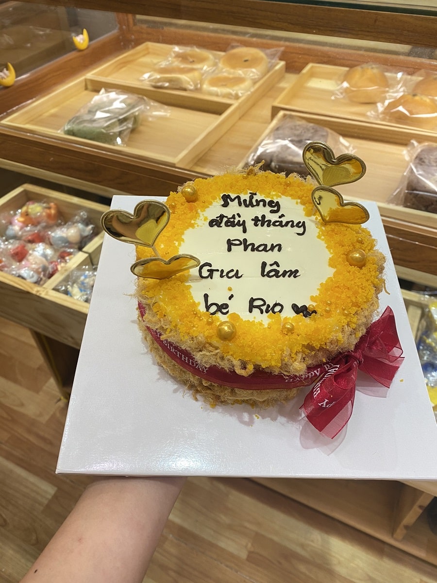 Một trong những lý do mà bạn nên tìm kỹ lưỡng nơi bỏ sỉ phụ kiện trang trí bánh sinh nhật tphcm là bởi khách hàng